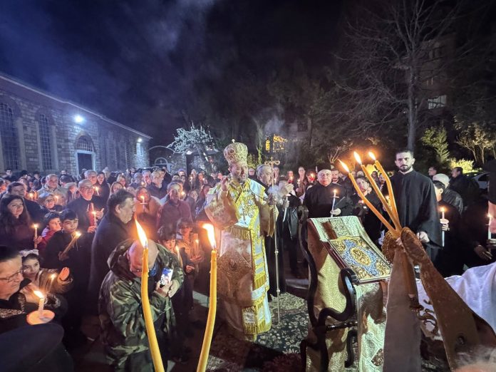 &Mu;&epsilon; &lambda;&alpha;&mu;&pi;&rho;ό&tau;&eta;&tau;&alpha; &kappa;&alpha;&iota; &chi;&alpha;&rho;ά &eta; &Alpha;&nu;ά&sigma;&tau;&alpha;&sigma;&eta; &sigma;&tau;&alpha; &Tau;&alpha;&tau;&alpha;ύ&lambda;&alpha;